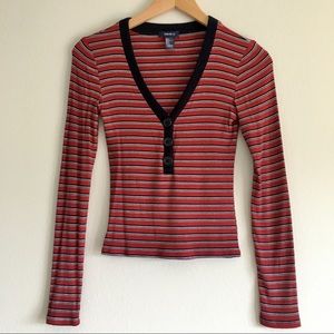 Red and navy striped ribbed long sleeve w buttons